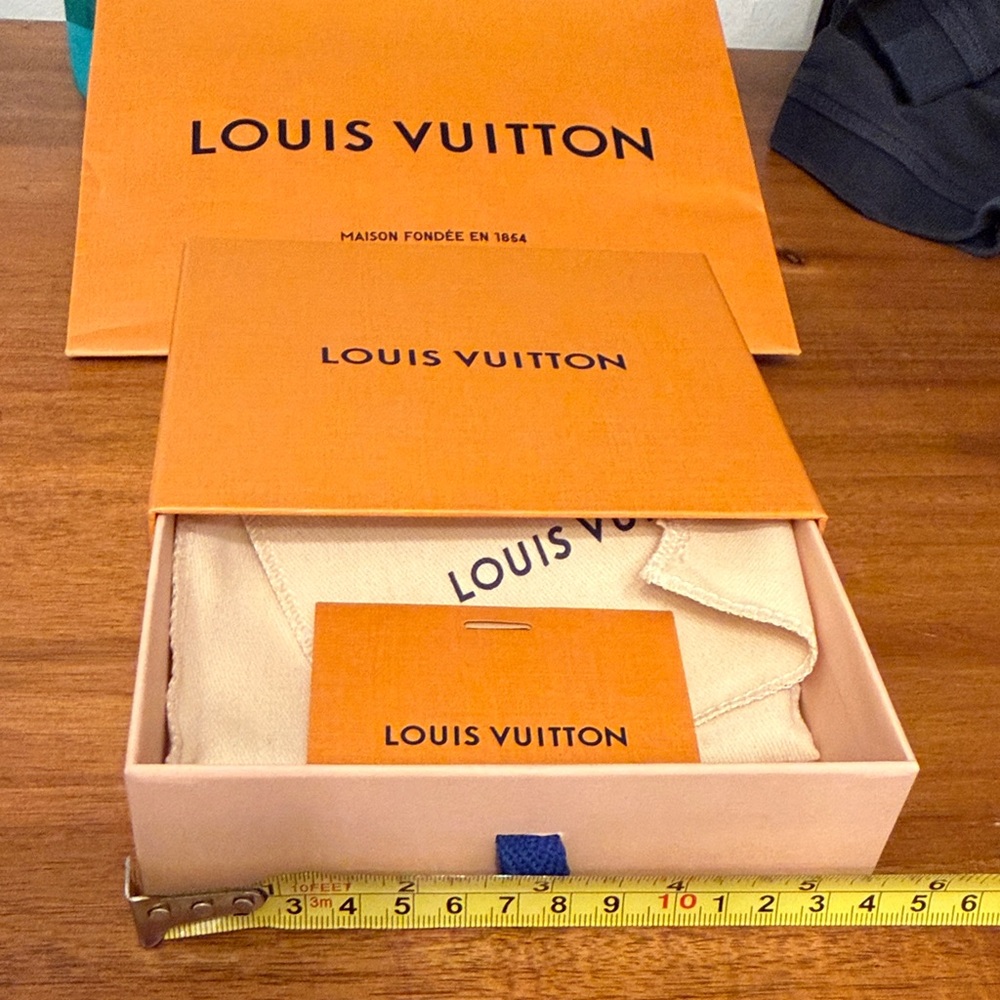 Brand new Louis Vuitton authentic Vibrant Orange Box, shopping bag and dust bag
